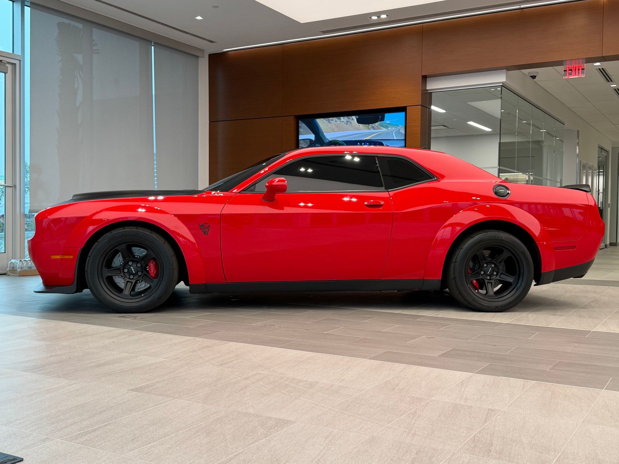 Used 2018 Dodge Challenger SRT Demon RWD image 2