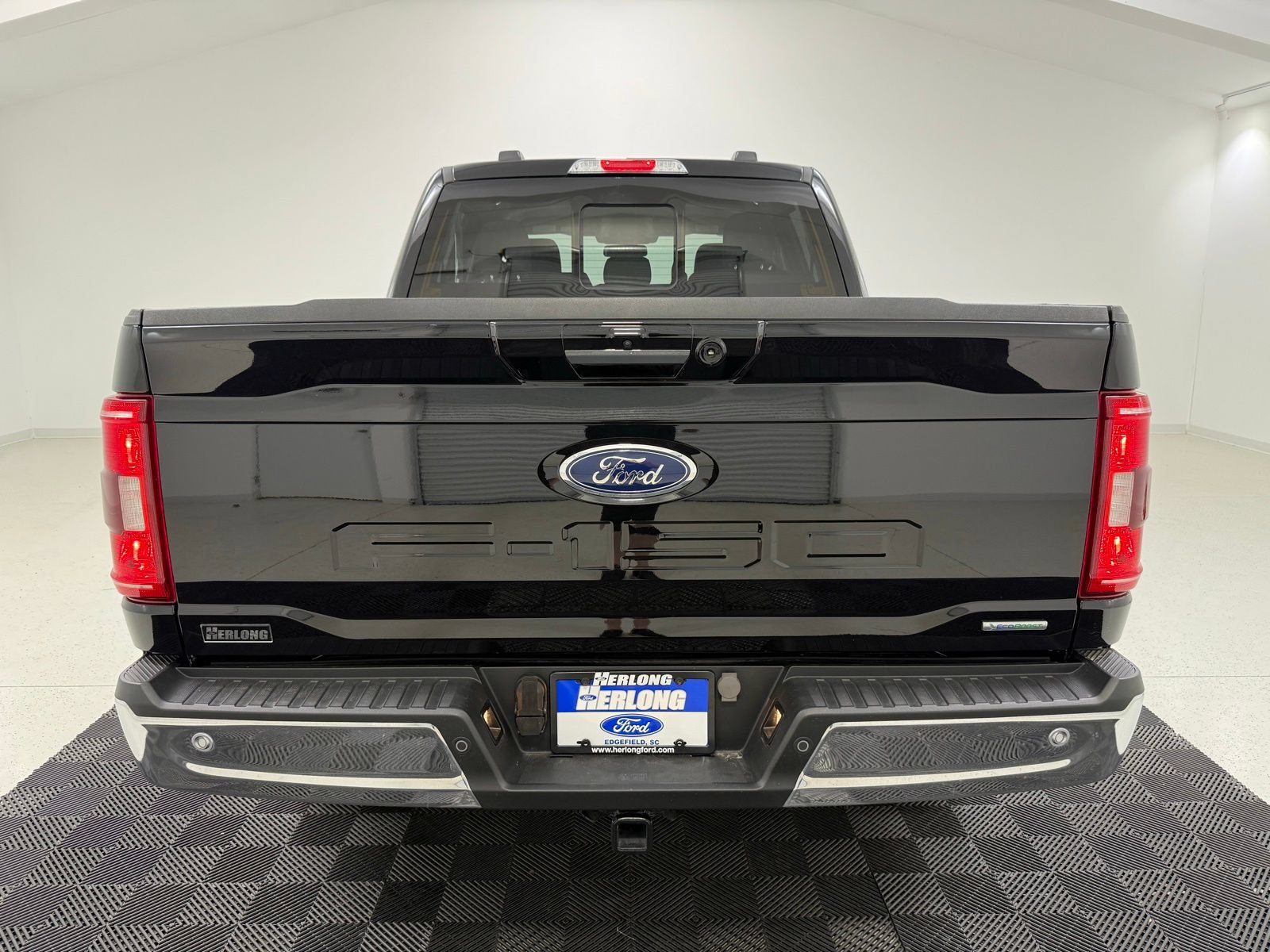Used 2023 Ford F150 XLT w/ Equipment Group 302A High AWD/4WD image 5