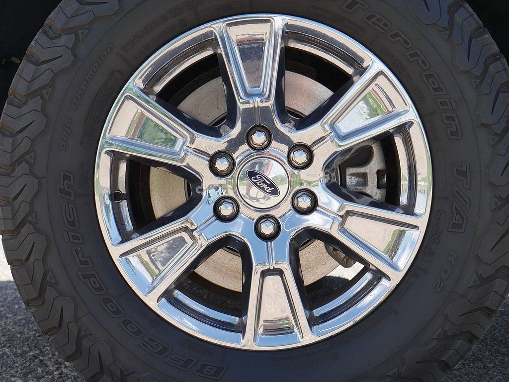 Used 2017 Ford F150 XLT w/ Equipment Group 302A Luxury AWD/4WD image 68