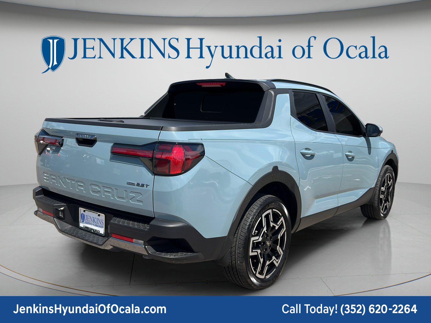 Certified 2025 Hyundai Santa Cruz Limited AWD/4WD image 3