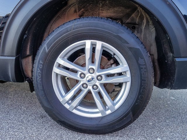 Used 2023 Ford Explorer XLT w/ Equipment Group 202A image 10