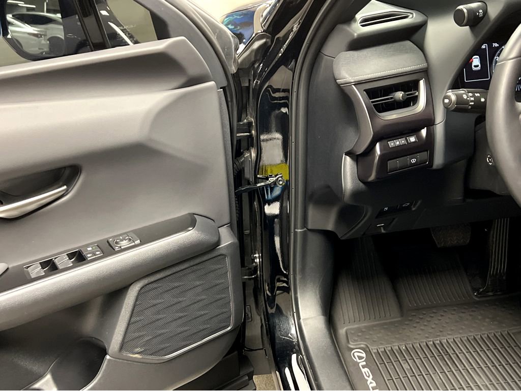 Certified 2024 Lexus UX 250h AWD w/ Premium Package image 42