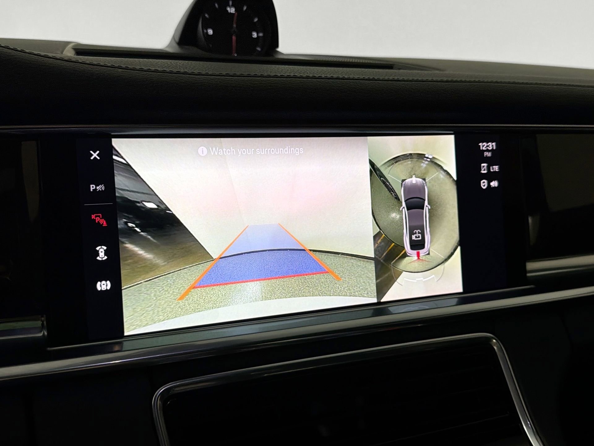 Certified 2023 Porsche Panamera Platinum Edition image 23