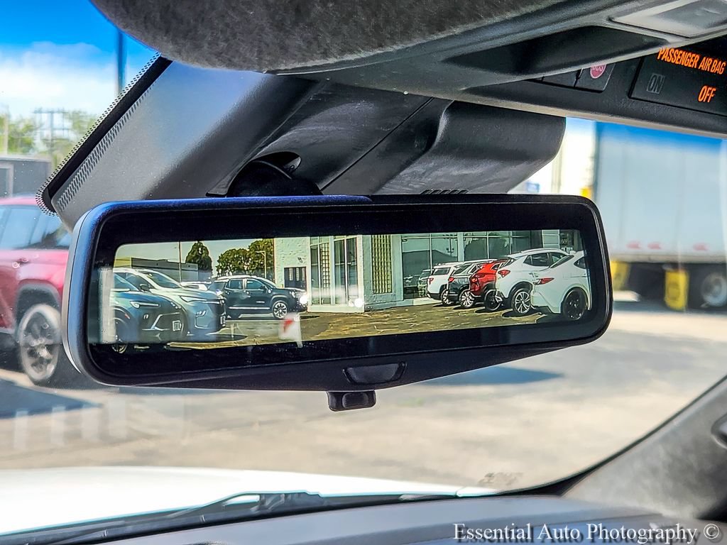 Certified 2019 Cadillac Escalade Platinum AWD/4WD image 17