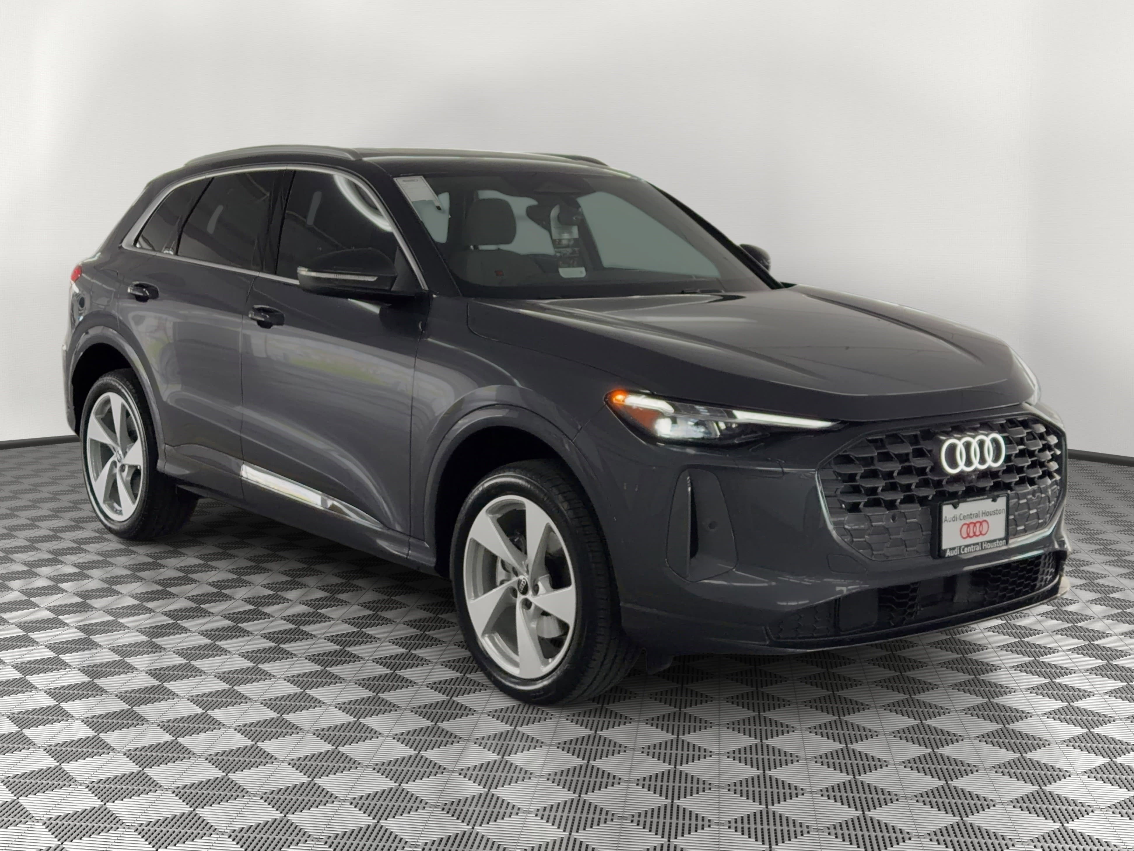 New 2026 Audi Q5 Premium Plus image 7