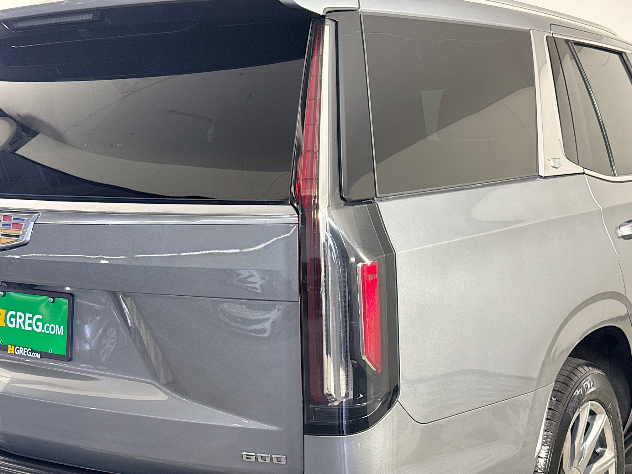 Used 2023 Cadillac Escalade Premium Luxury Platinum AWD/4WD image 34