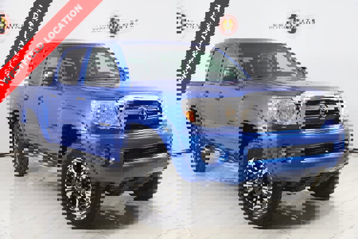 Used 2008 Toyota Tacoma PreRunner image 1
