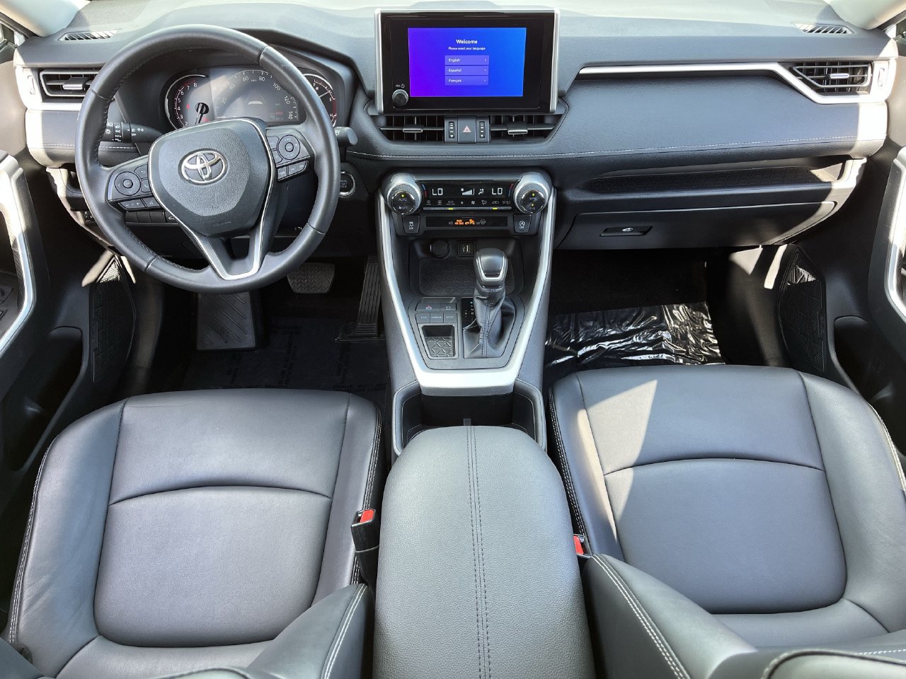 Used 2024 Toyota RAV4 XLE Premium FWD image 9