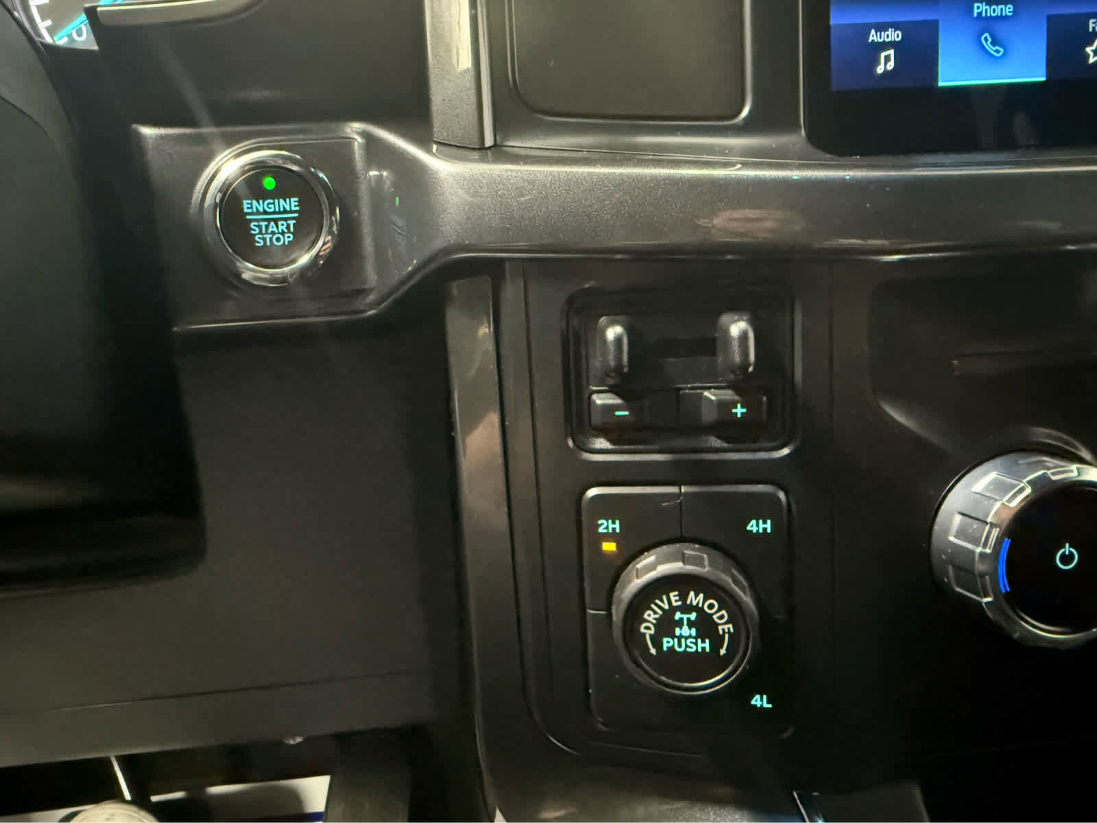 Used 2022 Ford F150 XLT w/ Equipment Group 302A High image 18