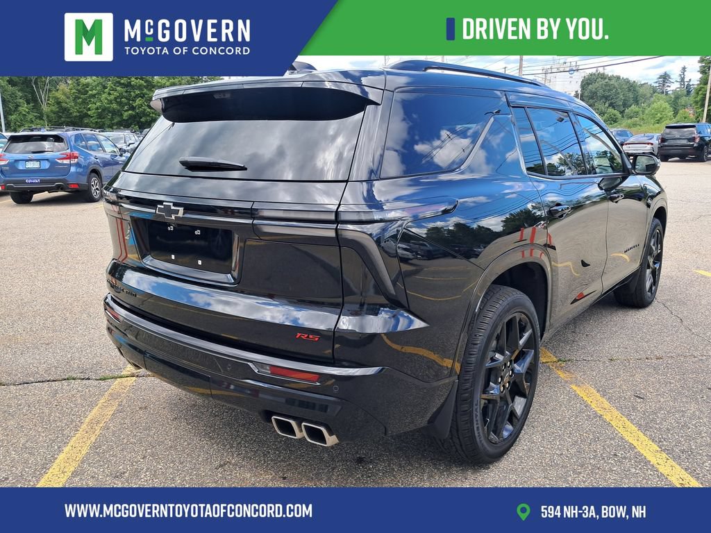 Used 2024 Chevrolet Traverse RS AWD/4WD image 9