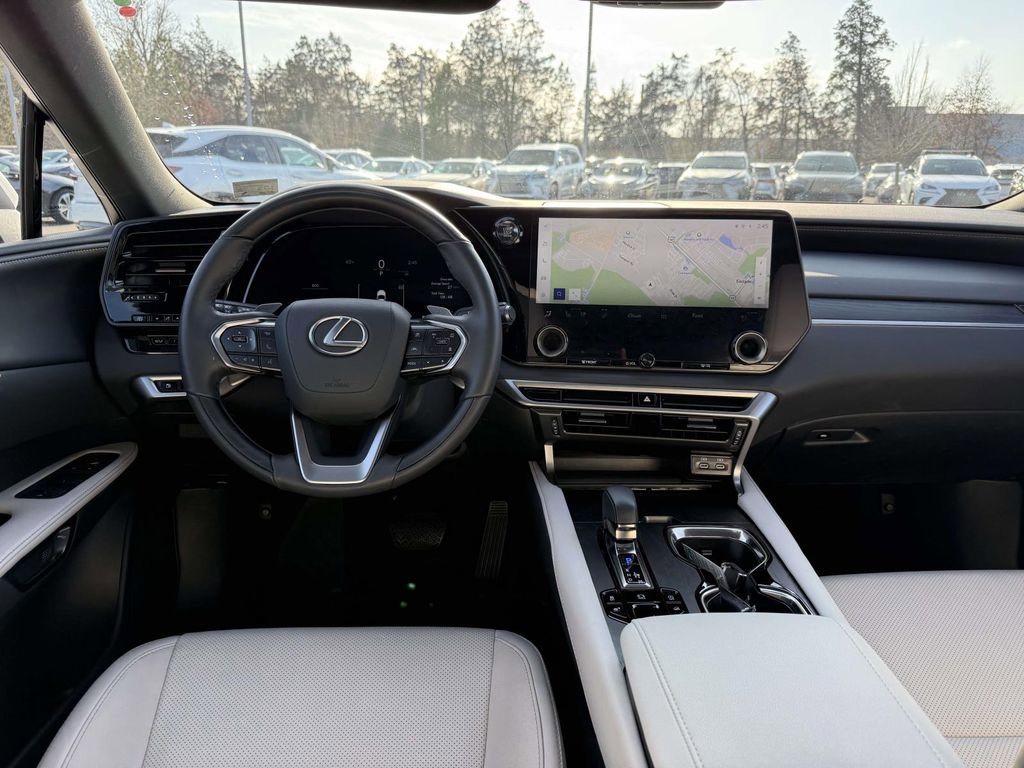 Used 2025 Lexus RX 350 Premium image 8