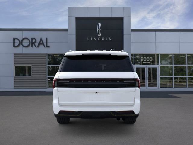 New 2025 Lincoln Navigator L Reserve w/ Jet Appearance Package image 5