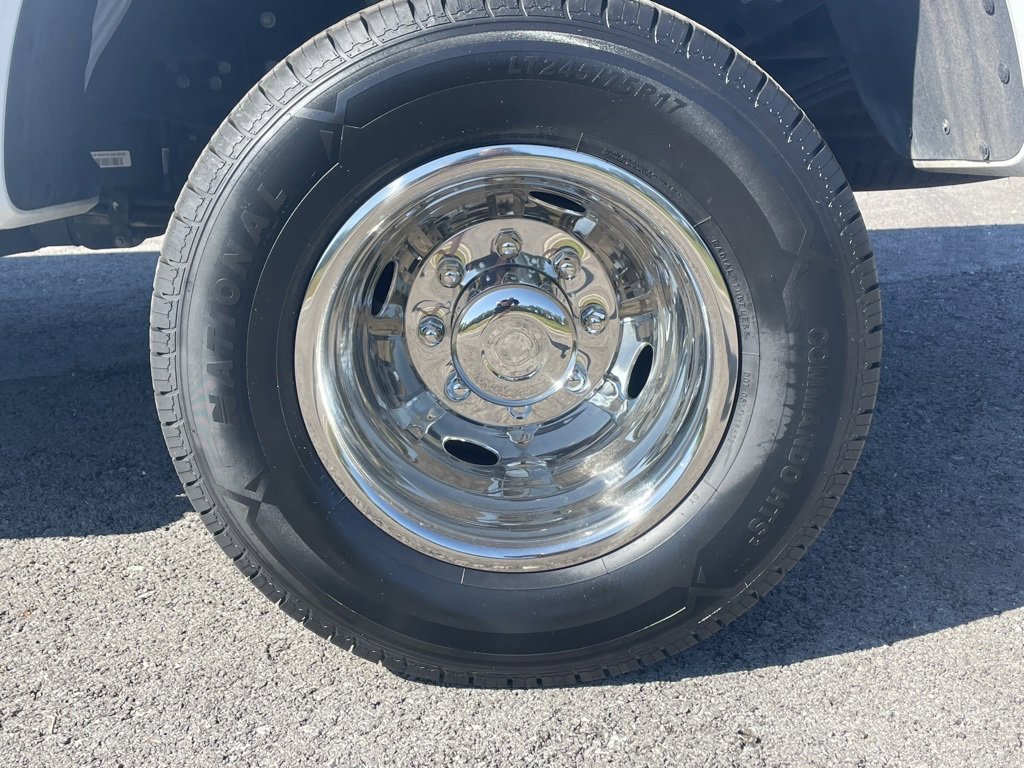 Used 2024 Ford F350 XLT image 36