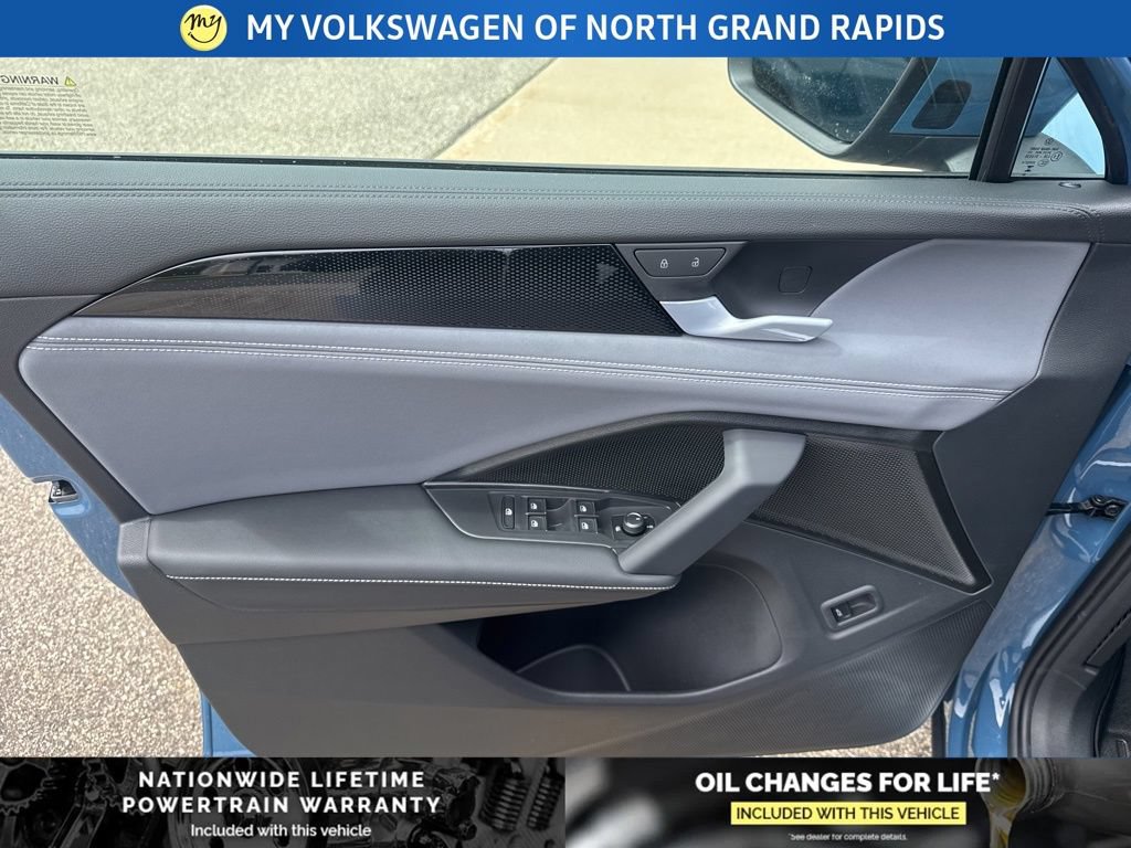 New 2026 Volkswagen Tiguan SE AWD/4WD image 10