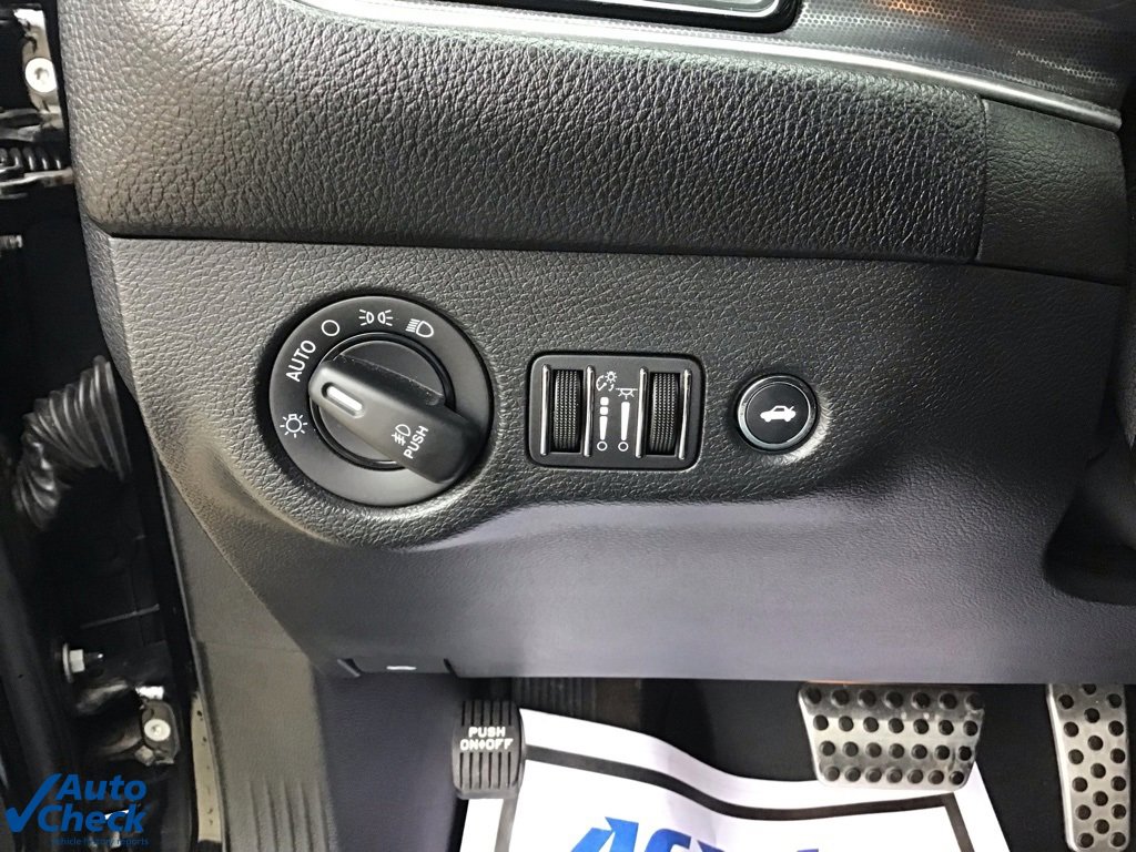 Used 2017 Dodge Challenger GT w/ Driver Convenience Group image 30