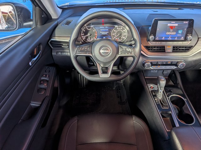 Used 2024 Nissan Altima 2.5 SV FWD image 15