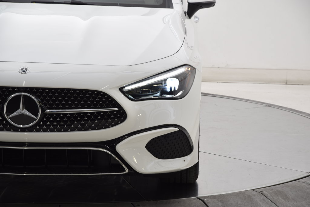 New 2027 Mercedes-Benz CLE 300 4MATIC Coupe image 10