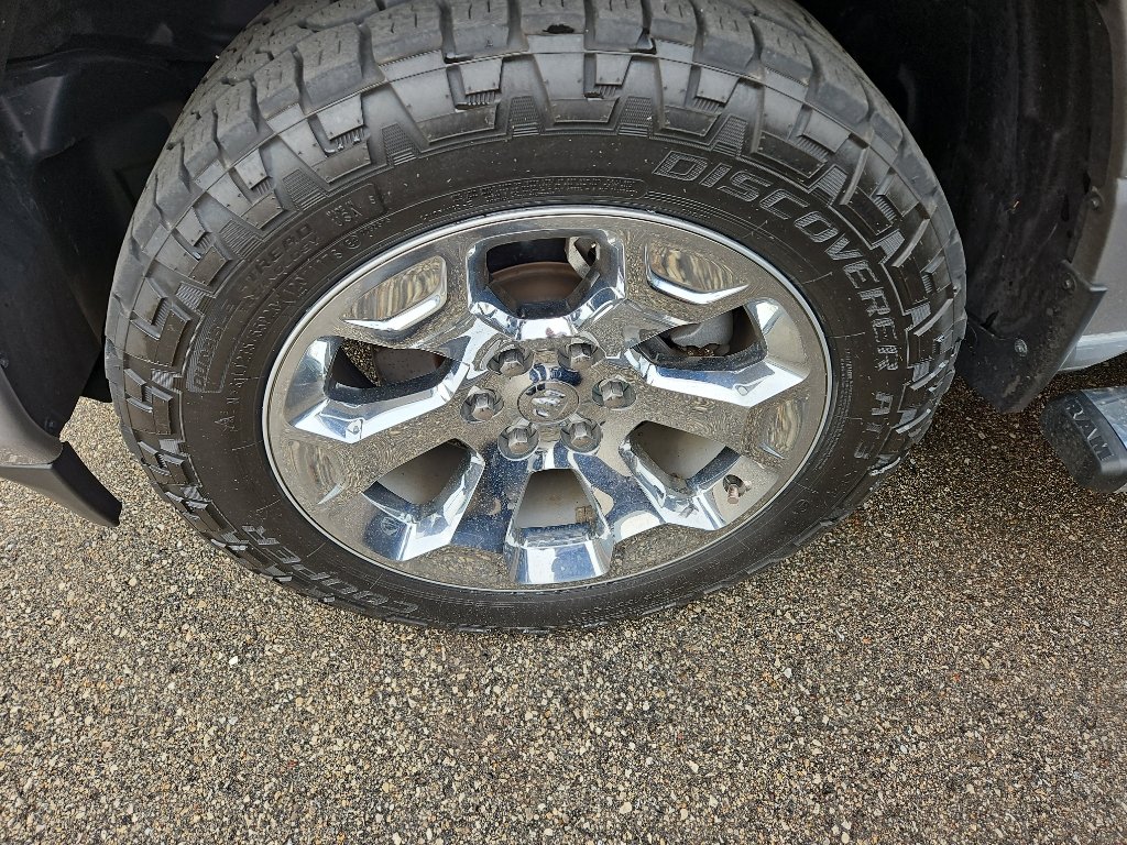 Used 2020 RAM 1500 Big Horn AWD/4WD image 4