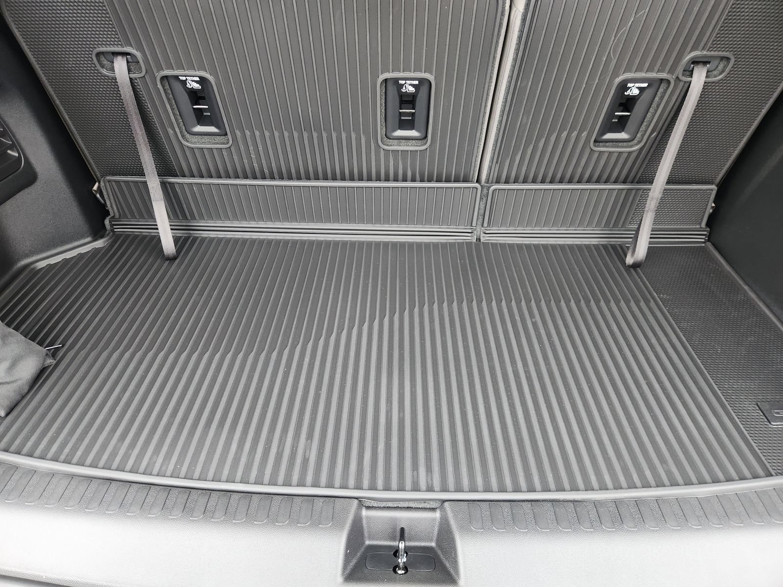 New 2026 GMC Acadia Elevation w/ Elevation Premium Package FWD image 38