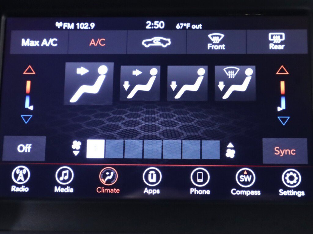 Used 2019 Dodge Charger SXT RWD image 17