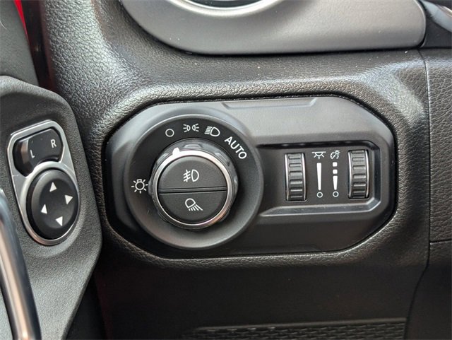 Used 2022 Jeep Gladiator Sport image 25