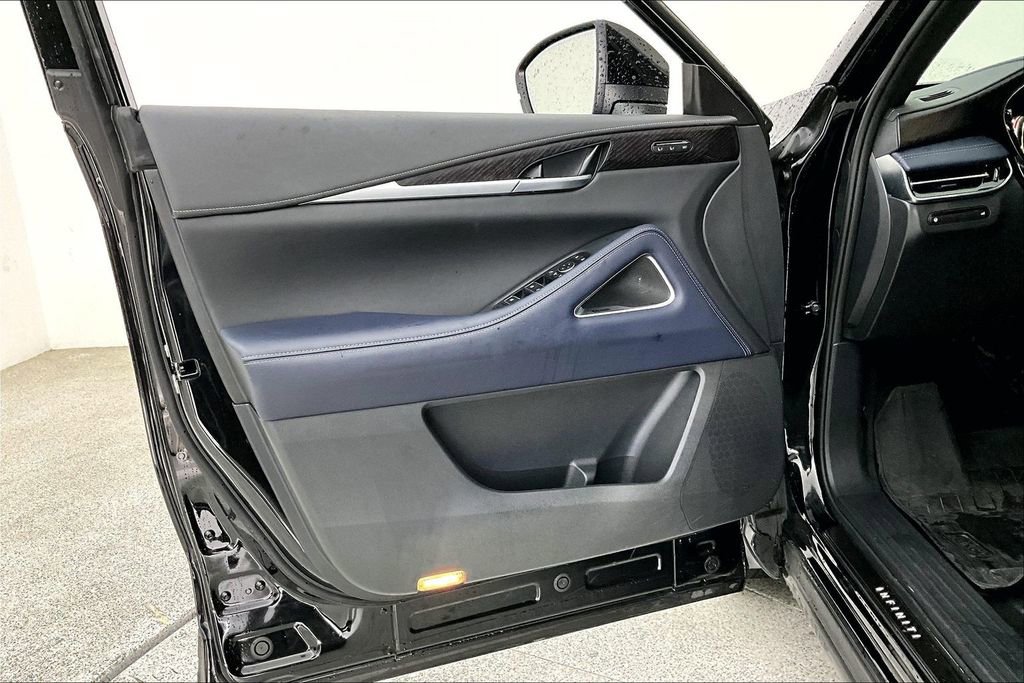 Certified 2026 INFINITI QX60 Sport AWD/4WD image 23