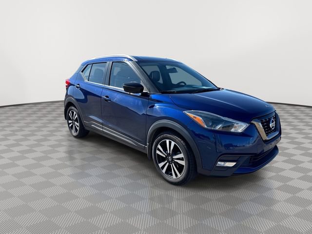 Used 2019 Nissan Kicks SR w/ SR Premium Package image 2