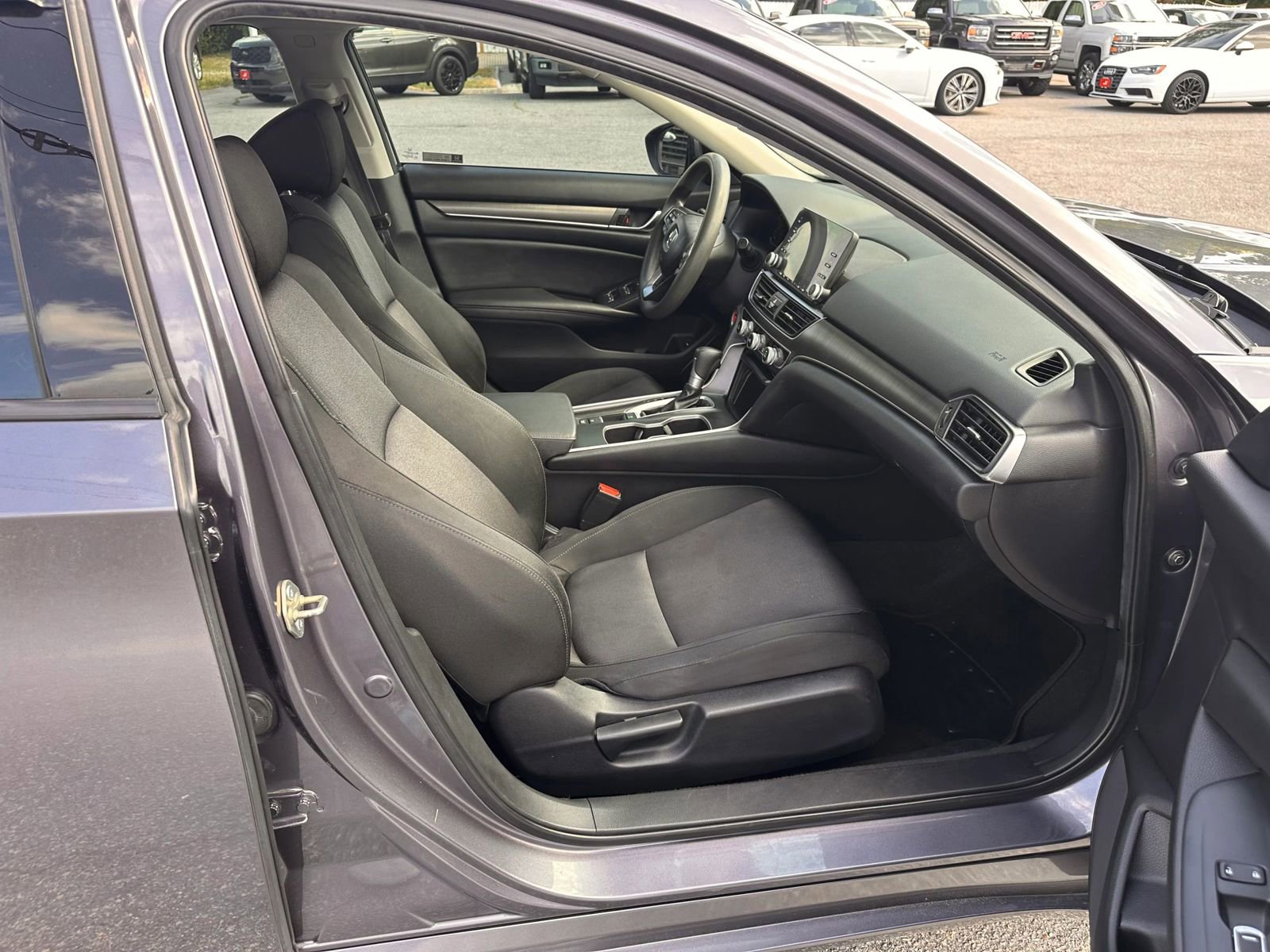 Used 2019 Honda Accord LX image 13