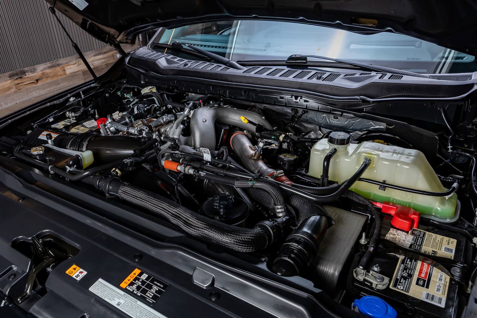 Used 2024 Ford F250 Limited w/ FX4 Off-Road Package image 36