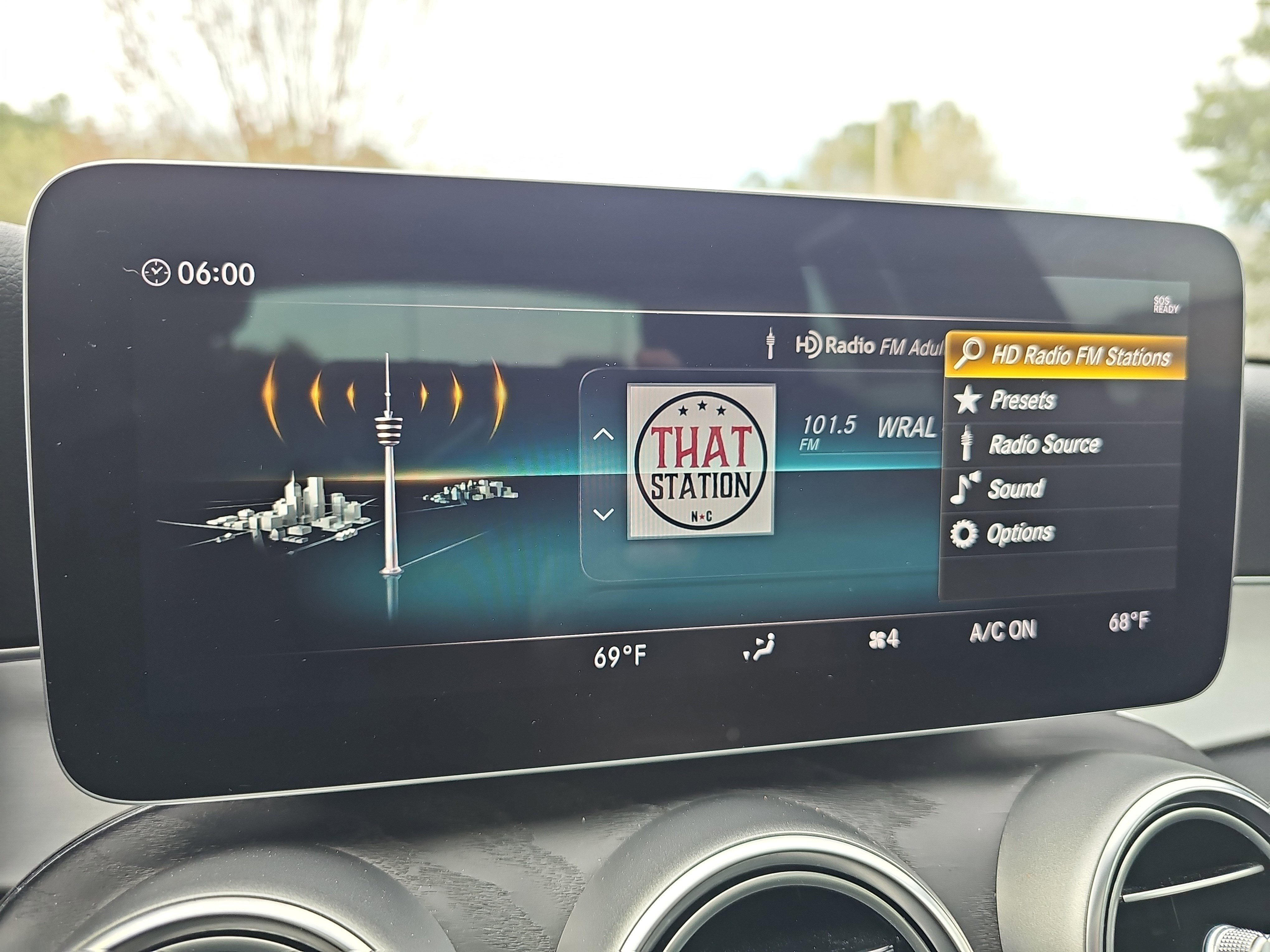 Used 2021 Mercedes-Benz C 300 Sedan image 24