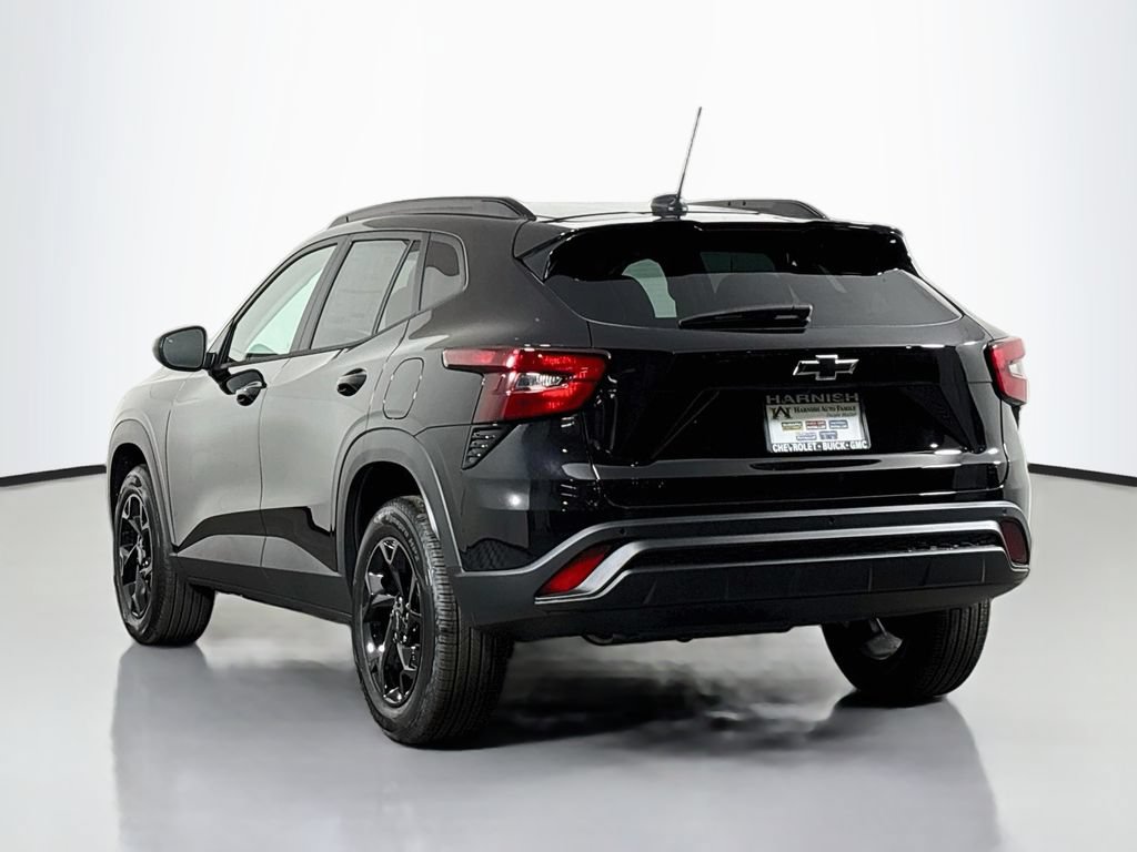 New 2026 Chevrolet Trax LT w/ Driver Confidence Package FWD image 5