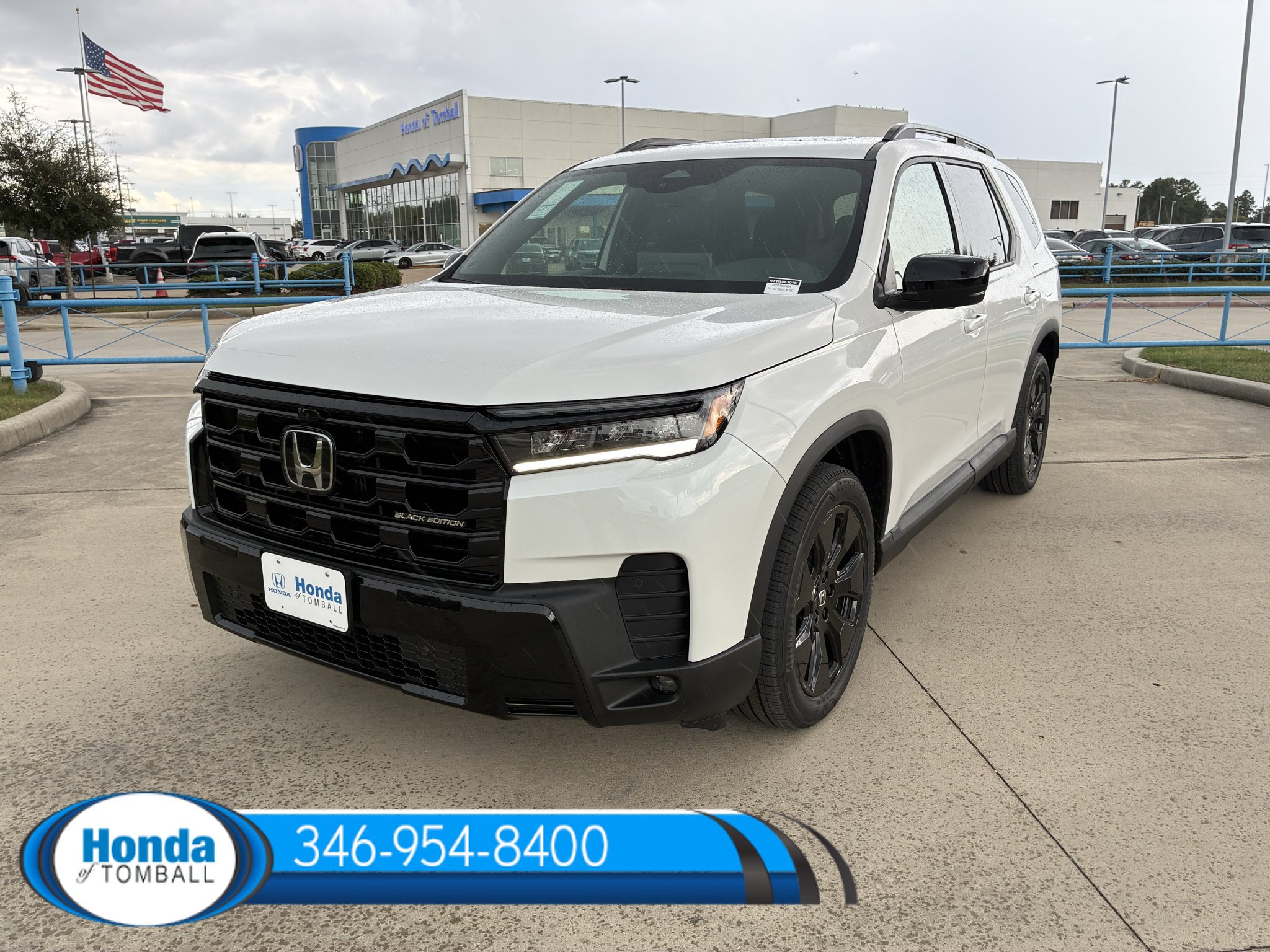 New 2026 Honda Pilot Black Edition image 3