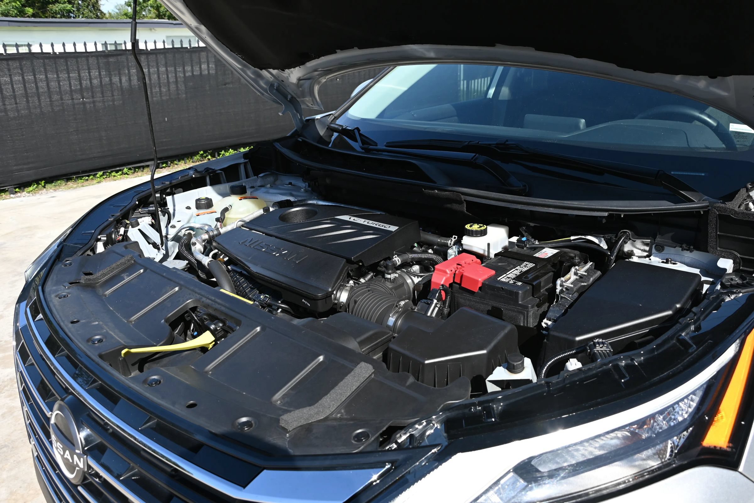 Used 2025 Nissan Rogue SV AWD/4WD image 18