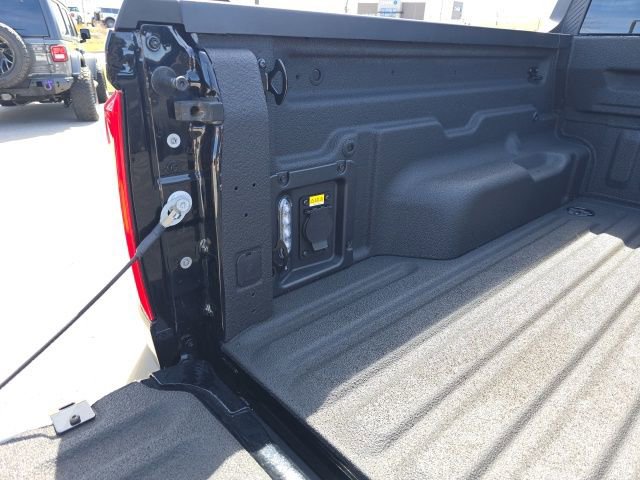 Used 2023 Ford Maverick Lariat w/ Lariat Luxury Package image 16