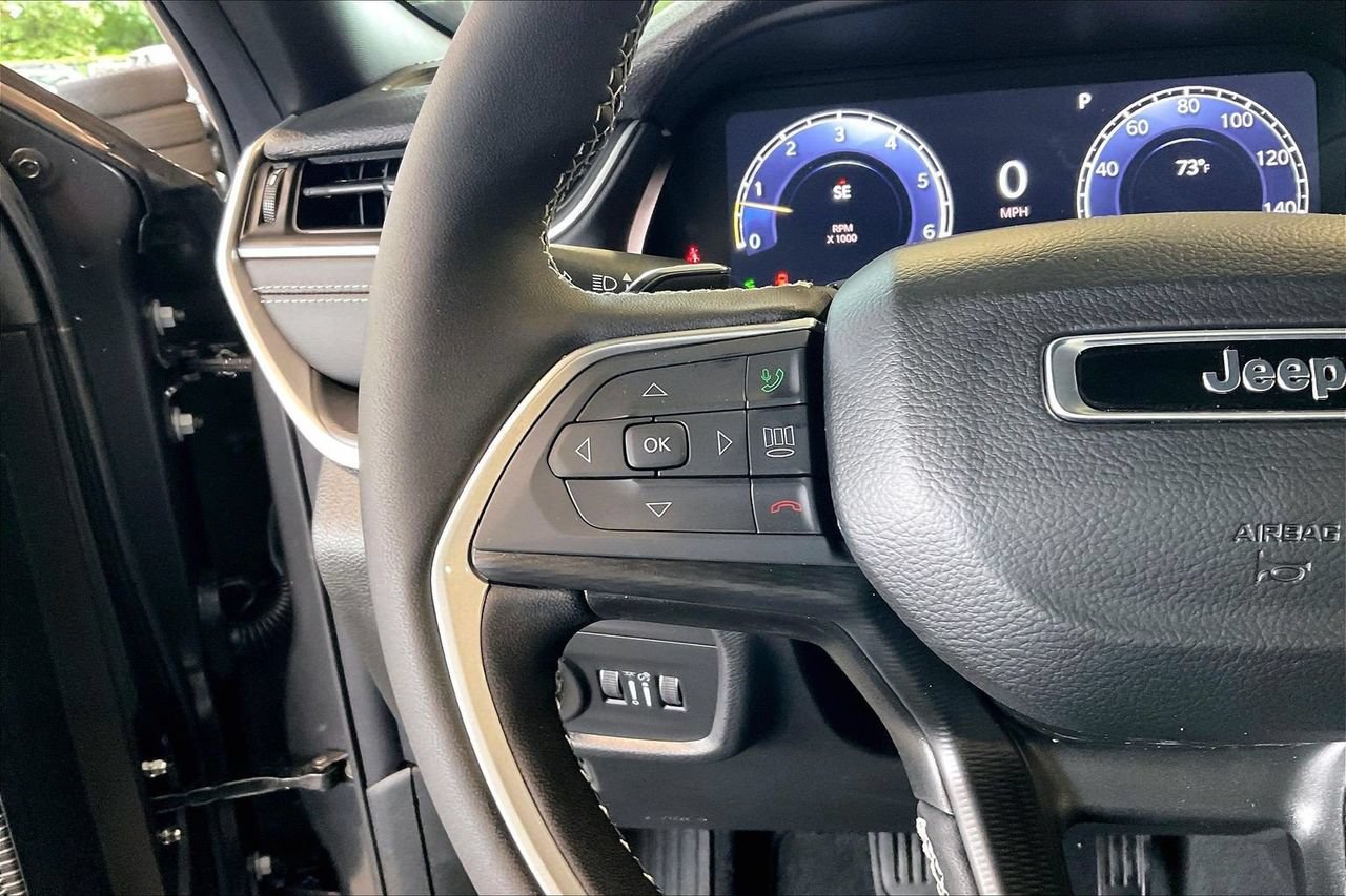 New 2026 Jeep Grand Cherokee Laredo X AWD/4WD image 26