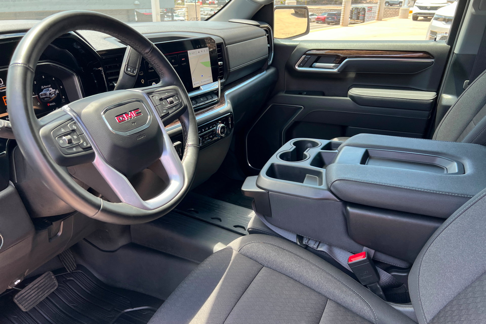 Used 2026 GMC Sierra 1500 Elevation w/ Elevation Select Package AWD/4WD image 16