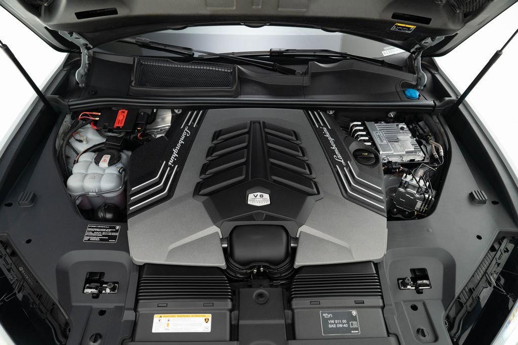 Used 2024 Lamborghini Urus S AWD/4WD image 46
