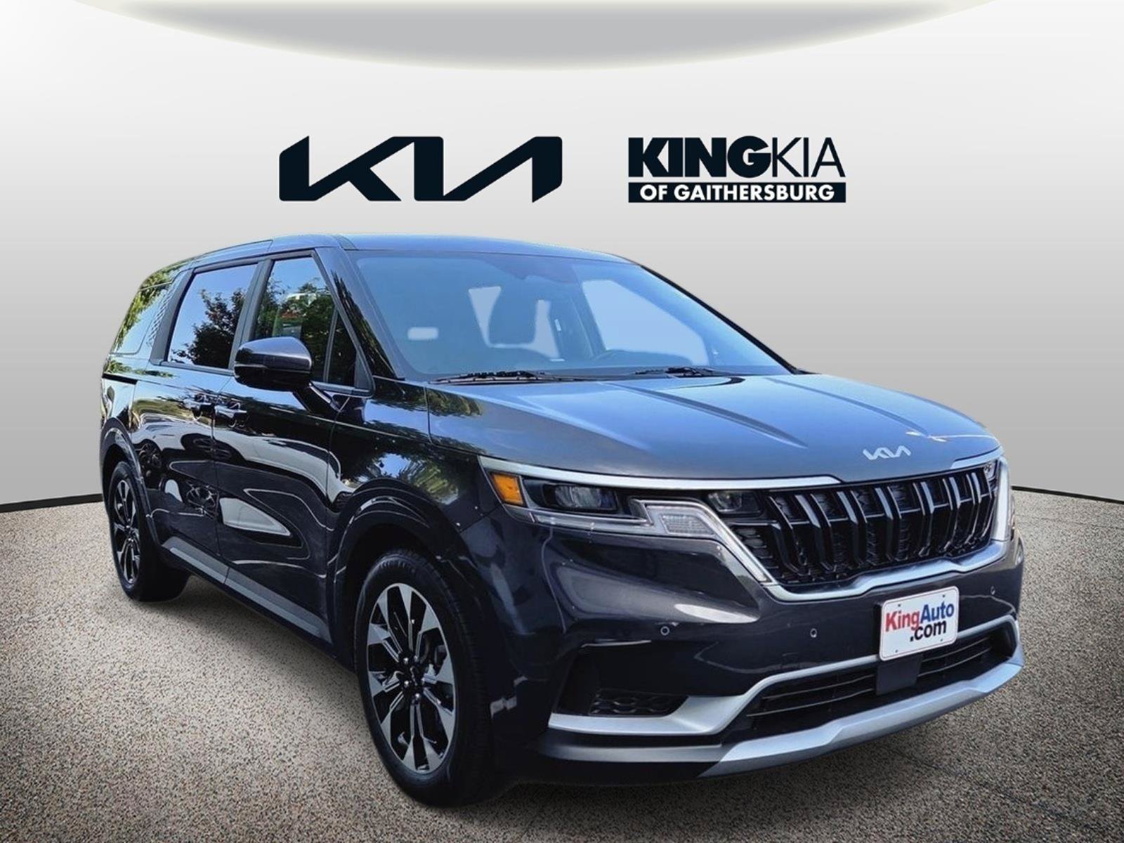 Certified 2024 Kia Carnival EX