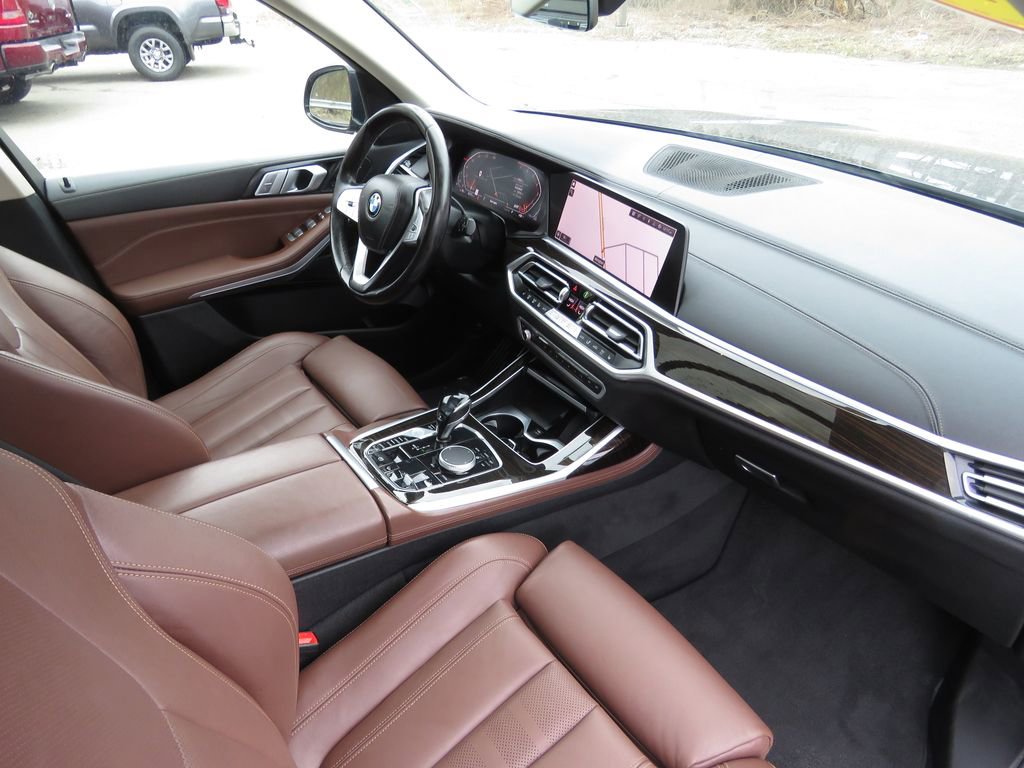Used 2019 BMW X7 xDrive40i w/ Parking Assistance Package AWD/4WD image 14