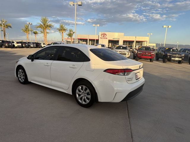 Certified 2025 Toyota Corolla LE FWD image 7