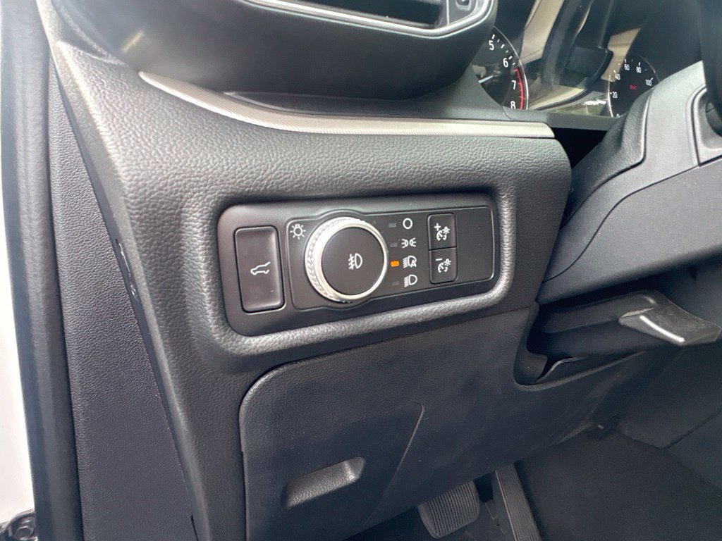 Used 2020 Ford Explorer XLT w/ Equipment Group 202A AWD/4WD image 33