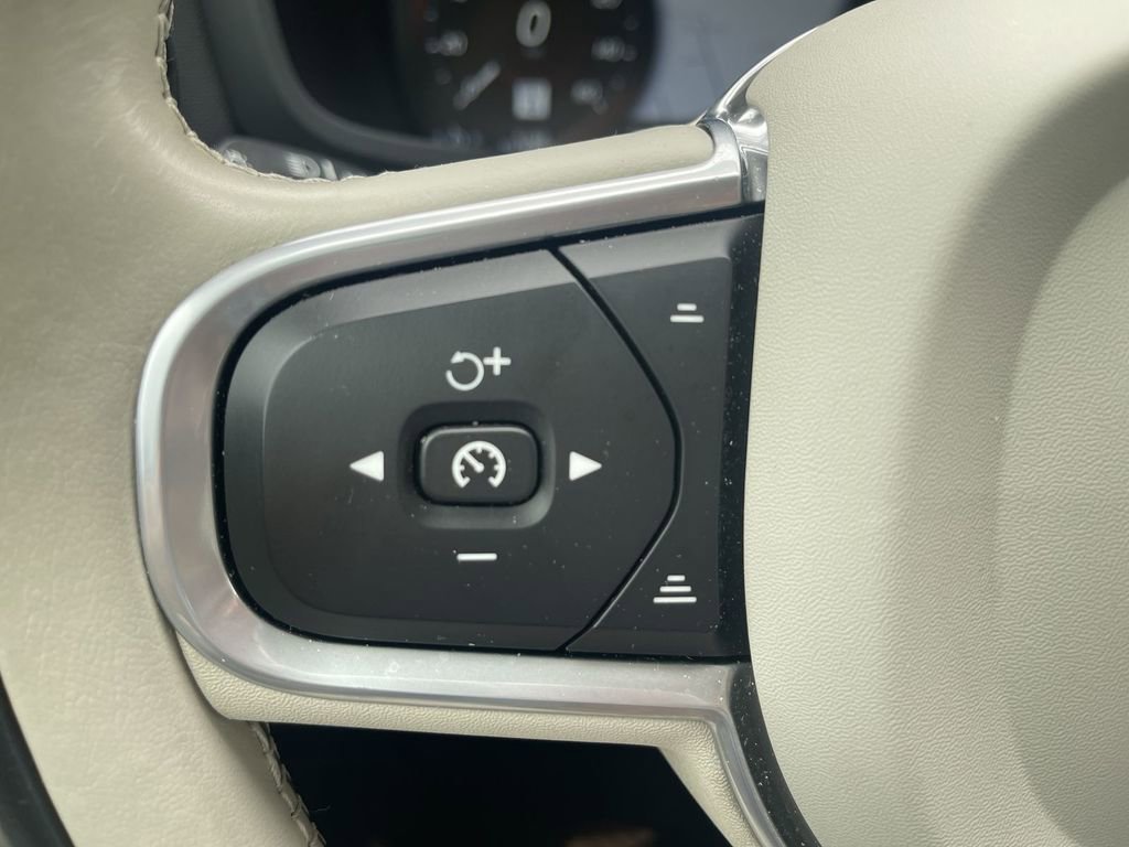 Used 2019 Volvo S60 T6 Momentum w/ Multimedia Package AWD/4WD image 20