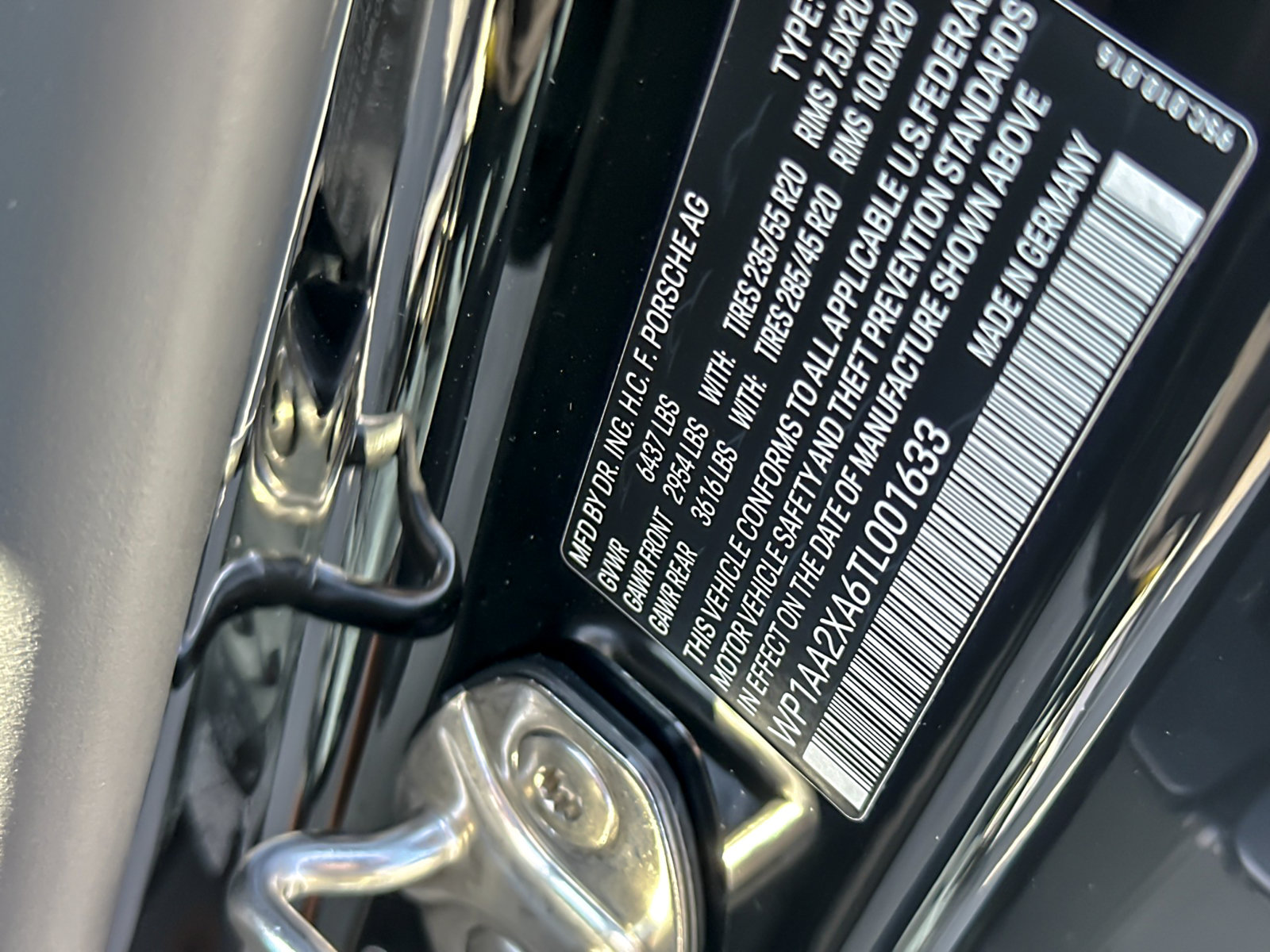 New 2026 Porsche Macan 4 Electric AWD/4WD image 29