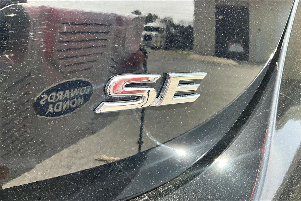Used 2020 Toyota Camry SE image 24