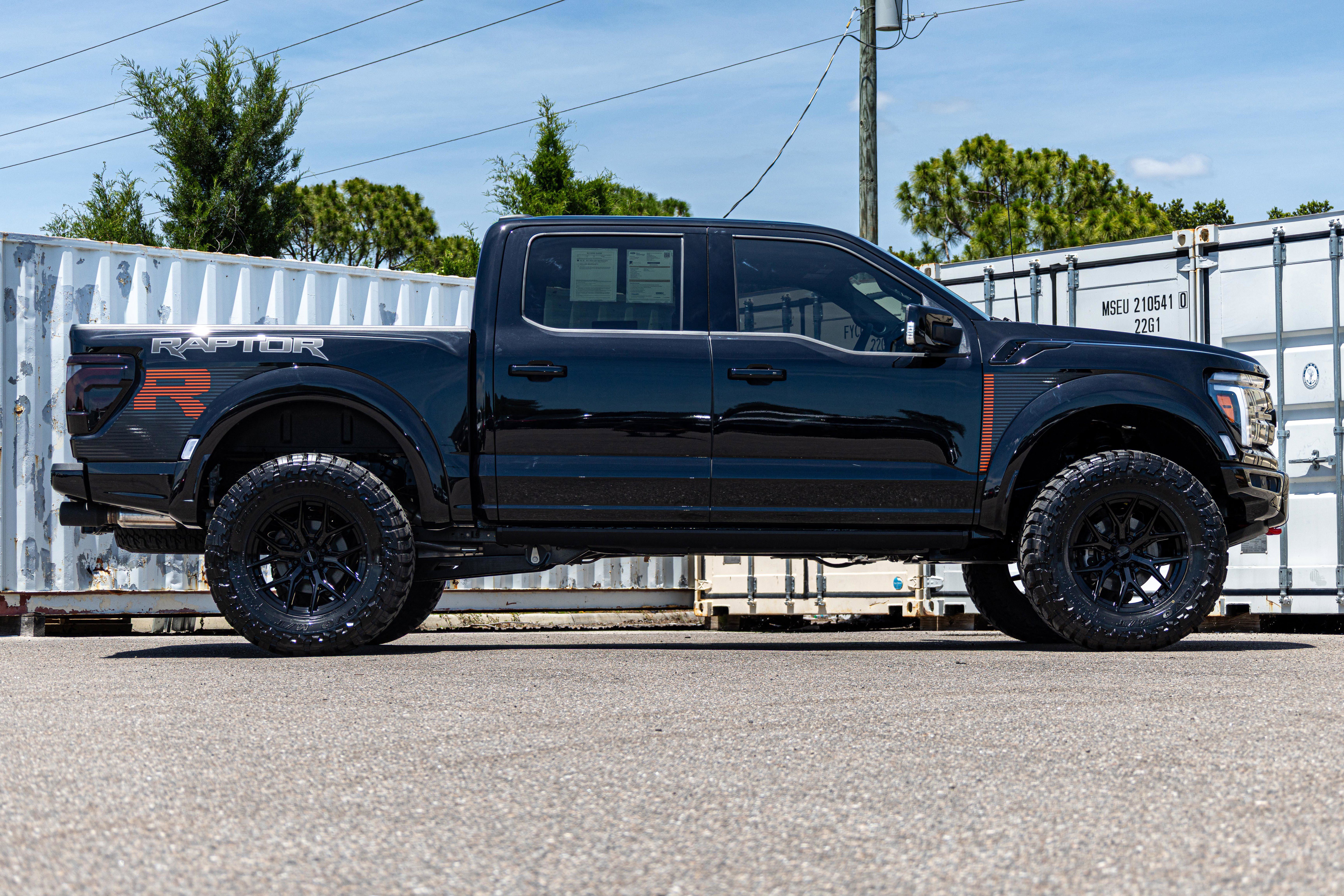 New 2026 Ford F150 Raptor w/ Equipment Group 803A Raptor R AWD/4WD image 2