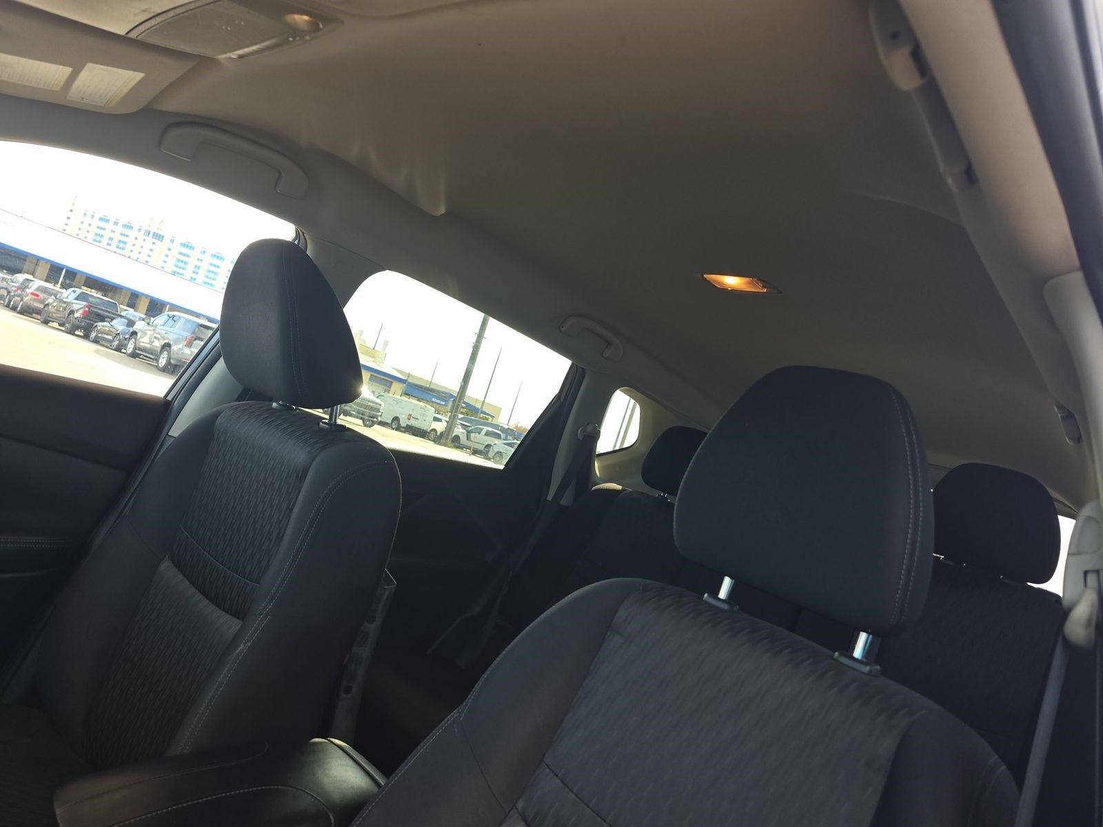 Used 2020 Nissan Rogue SV image 13