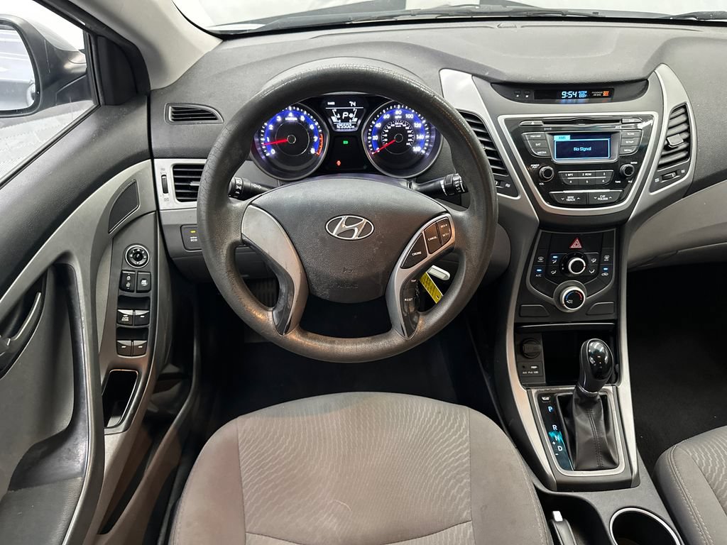 Used 2016 Hyundai Elantra SE FWD image 21