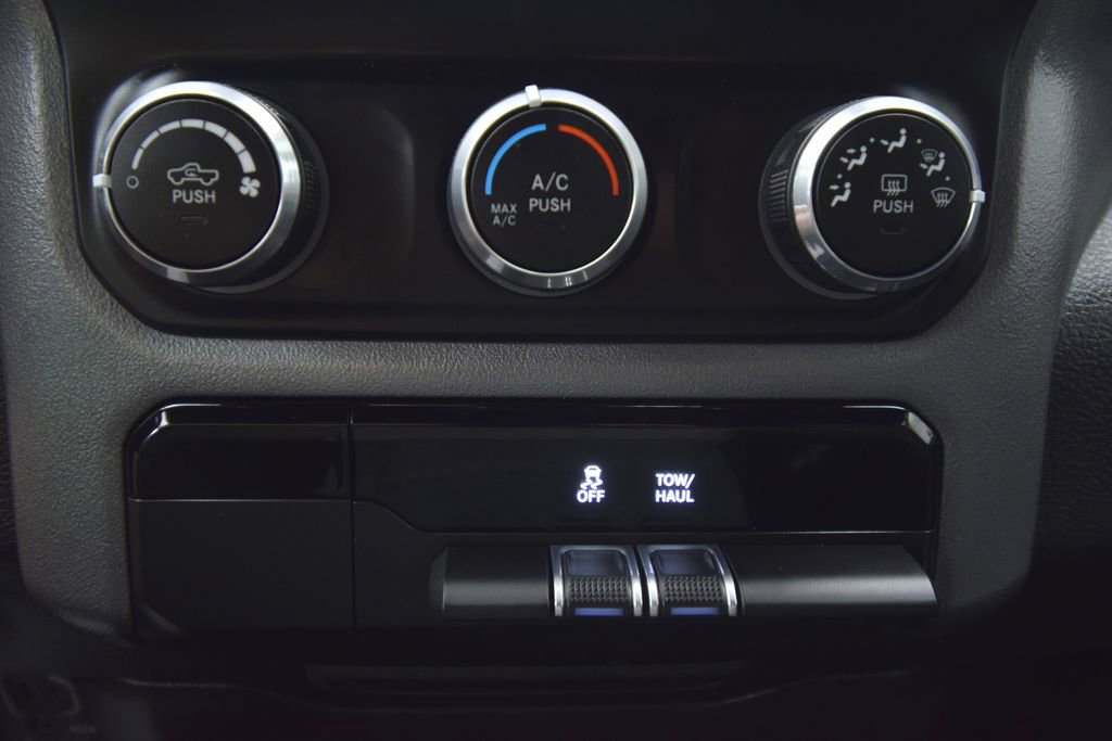 Used 2023 RAM 1500 Big Horn image 31