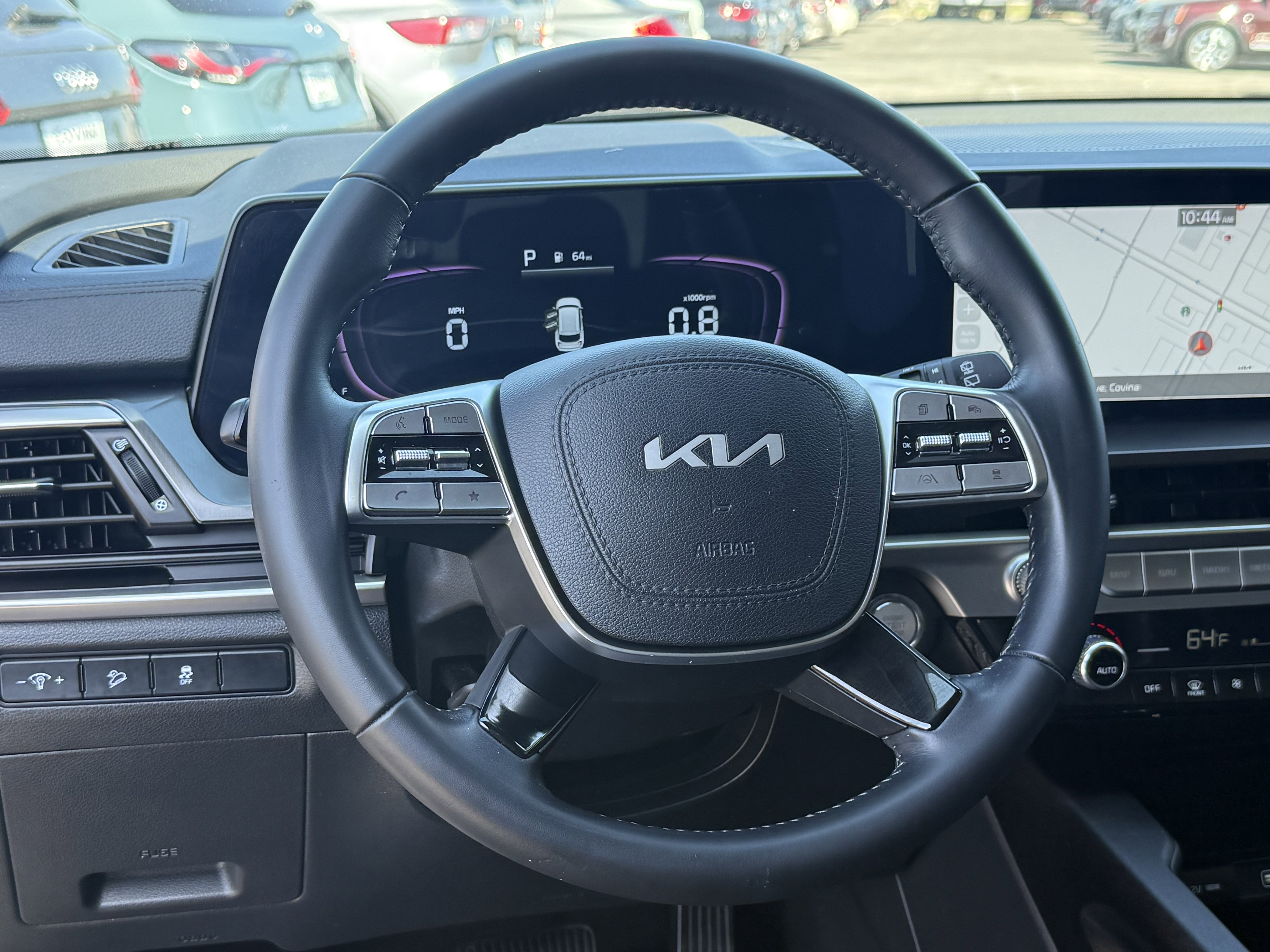 Certified 2025 Kia Telluride LX image 24