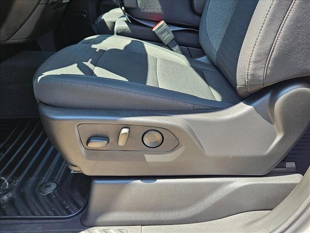 New 2026 Chevrolet Silverado 1500 Custom w/ Turbomax Blackout Package image 4